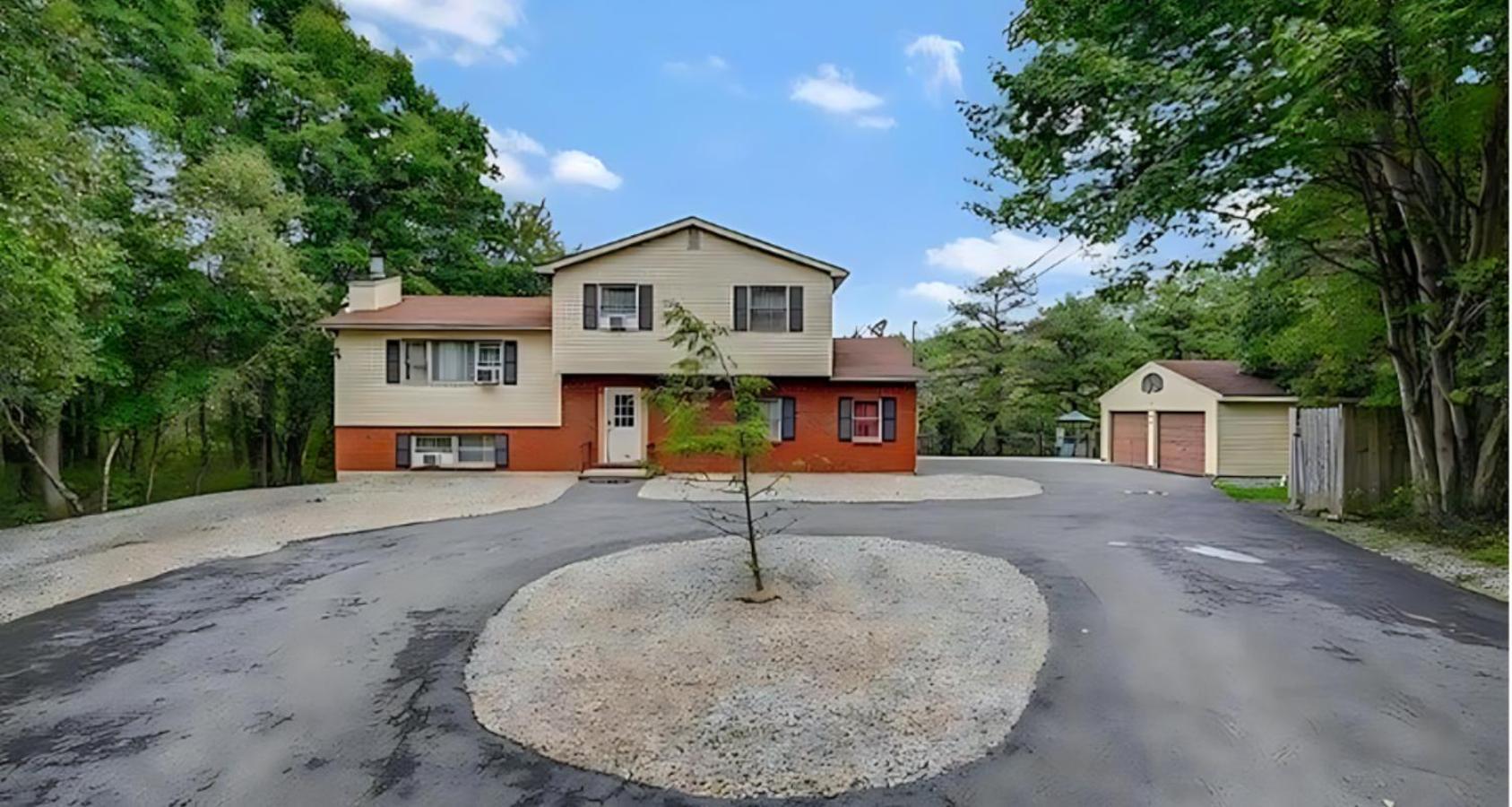 Peaceful Pocono Home With Hot Tub, Gym, & Office Long Pond ภายนอก รูปภาพ