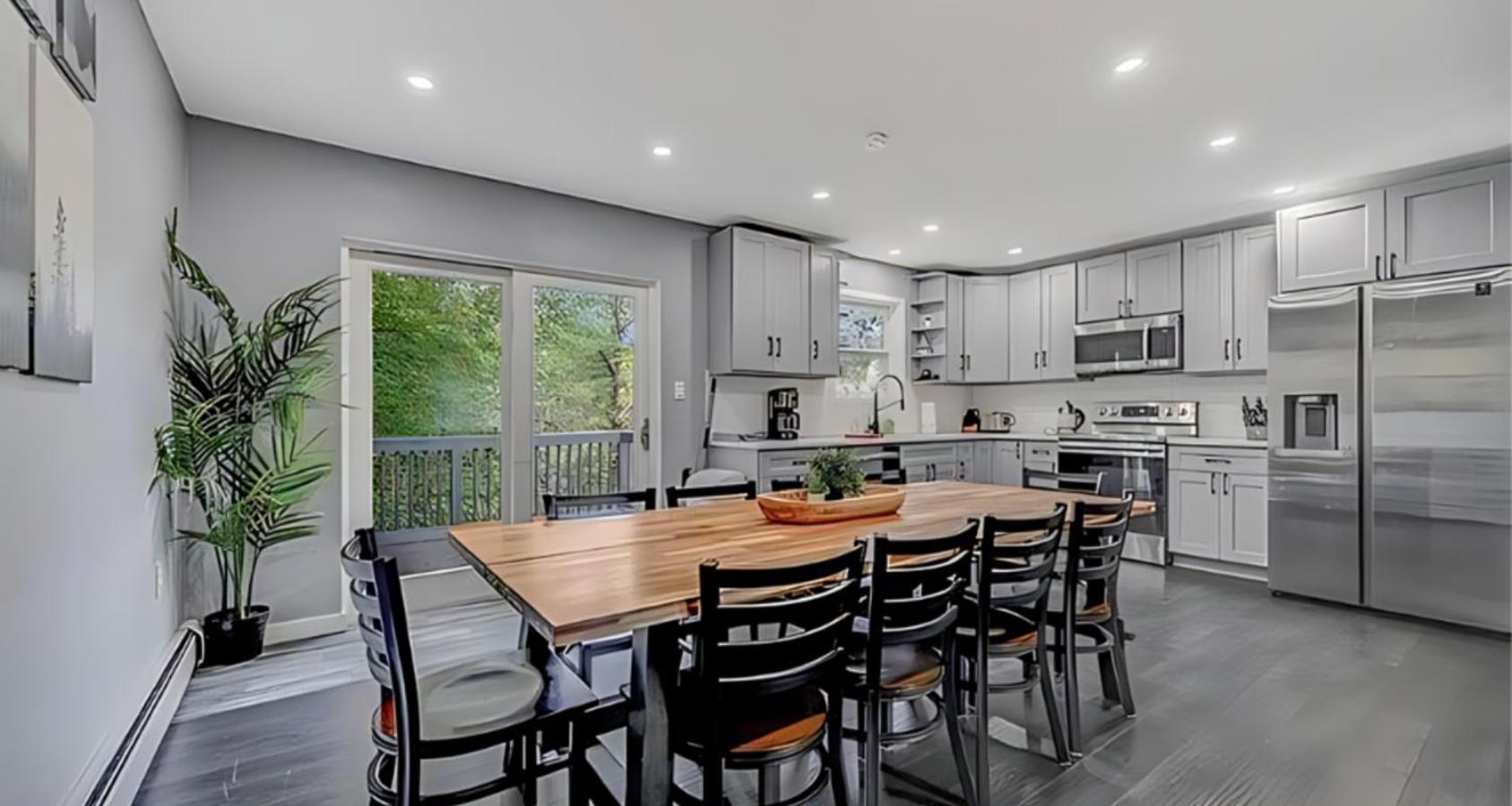 Peaceful Pocono Home With Hot Tub, Gym, & Office Long Pond ภายนอก รูปภาพ
