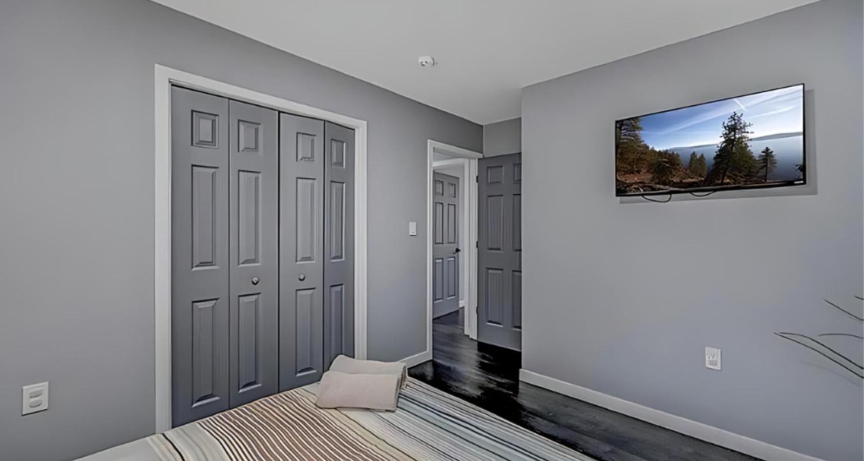 Peaceful Pocono Home With Hot Tub, Gym, & Office Long Pond ภายนอก รูปภาพ