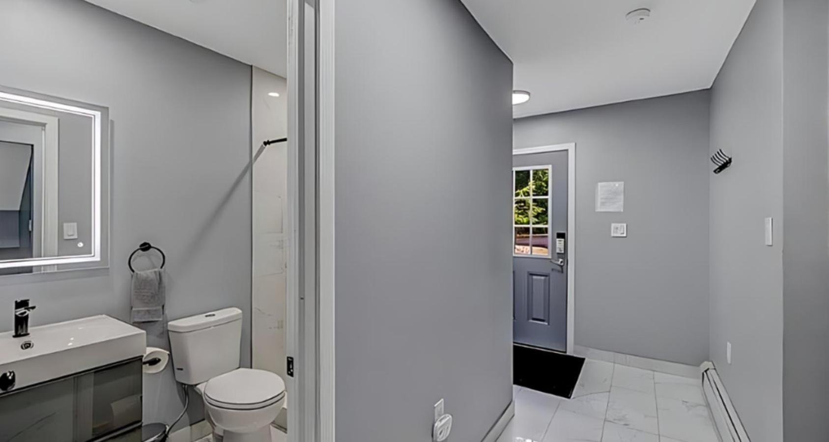 Peaceful Pocono Home With Hot Tub, Gym, & Office Long Pond ภายนอก รูปภาพ